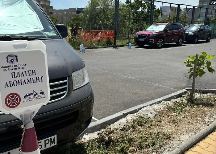 дани и мони * Sveti Vlas