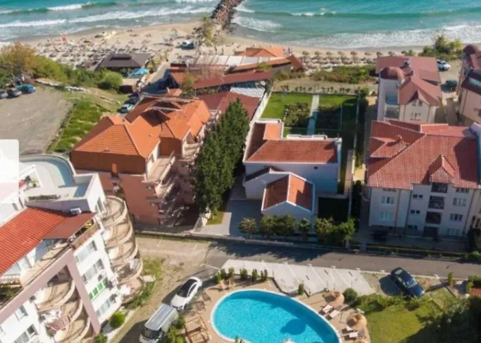 дани и мони Appartement